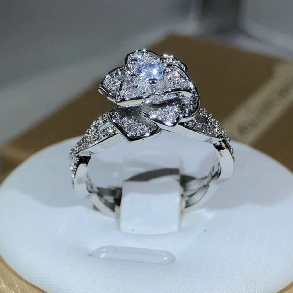 925 Sterling Silver Three-Dimensional Rose Ring Zircon Full Diamond Temp. - Picture 2 of 5